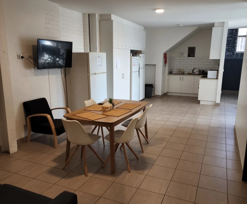 Room for Rent in Geelong, Geelong 210, Furnished,...