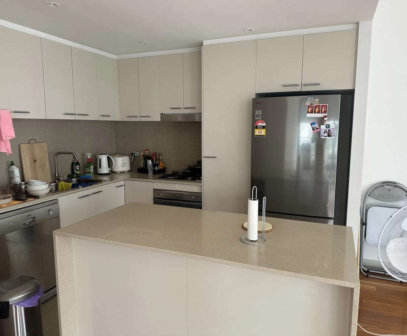 $350, Flatshare, 2 bathrooms, Rhodes NSW 2138