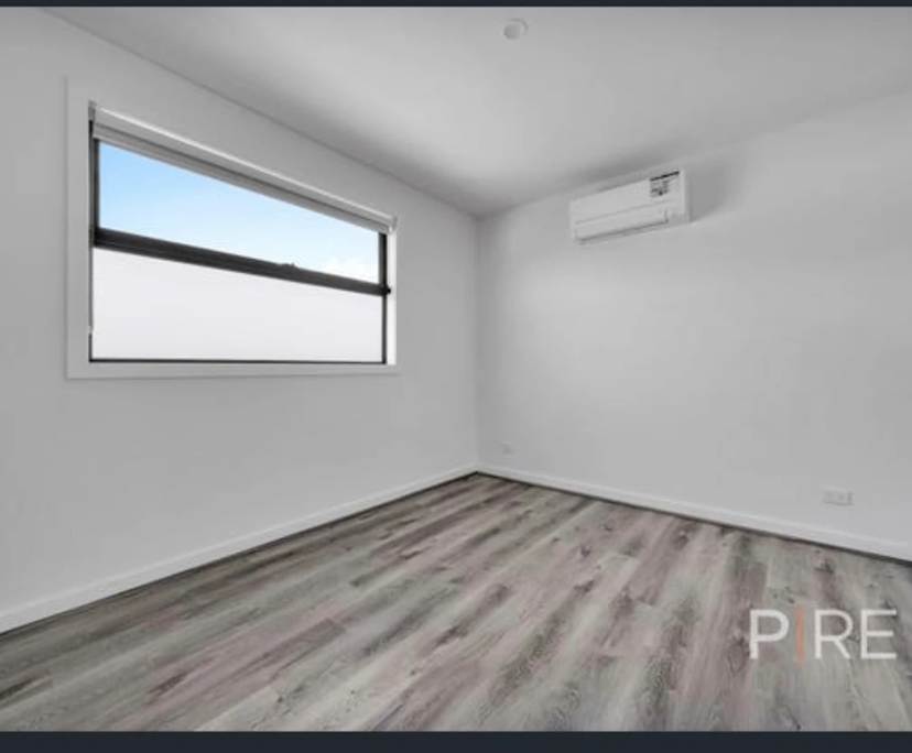 Unfurnished room in a share house