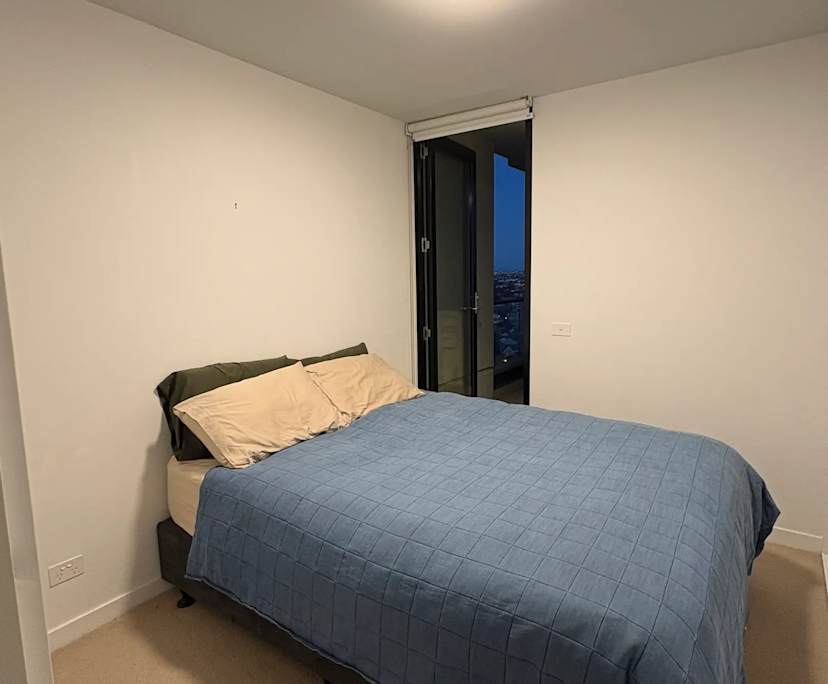 Furnished room with own bathroom