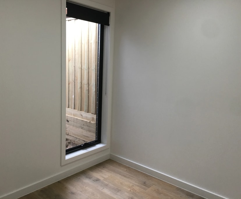 Unfurnished room with own bathroom