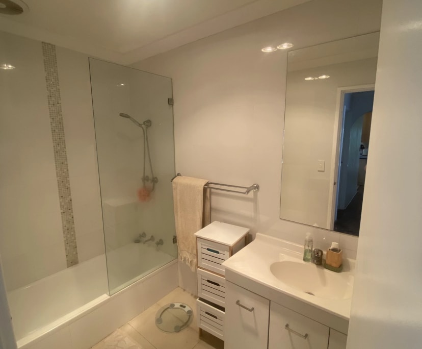 Unfurnished room in a share house