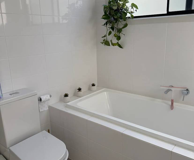 $220, Share-house, 3 bathrooms, Campbelltown SA 5074