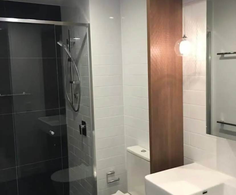 Unfurnished room with own bathroom