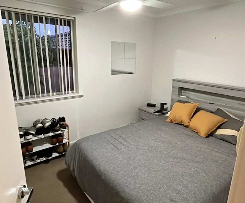 Unfurnished room in a share house