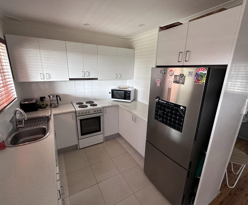 Room for Rent in Killarney Vale, NSW 250, Unfurni...