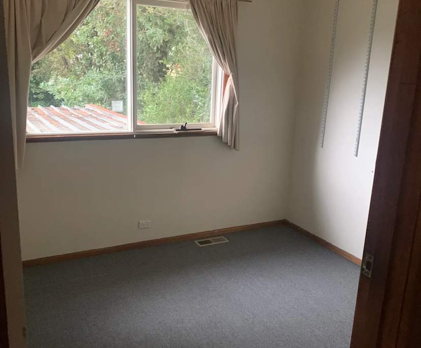 Unfurnished room in a share house