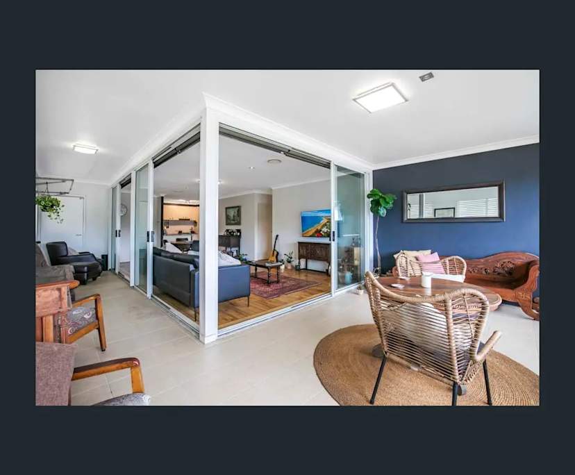 $300, Flatshare, 3 bathrooms, Clayfield QLD 4011