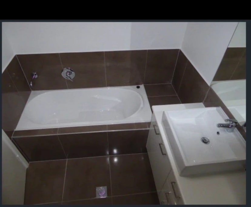 $300, Student-accommodation, 3 bathrooms, Strathpine QLD 4500