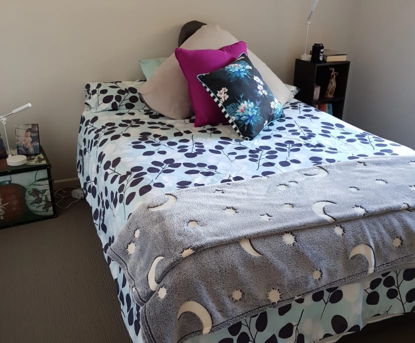propertyImage