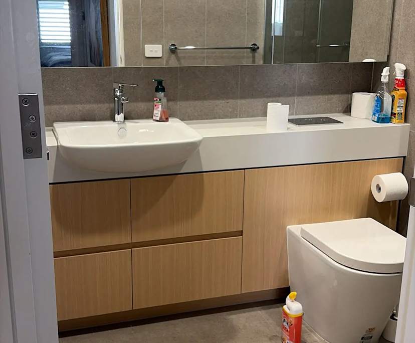 $350, Homestay, 2 bathrooms, Highett VIC 3190