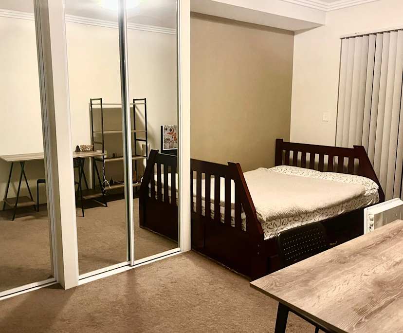 Whole property with 2 rooms for rent