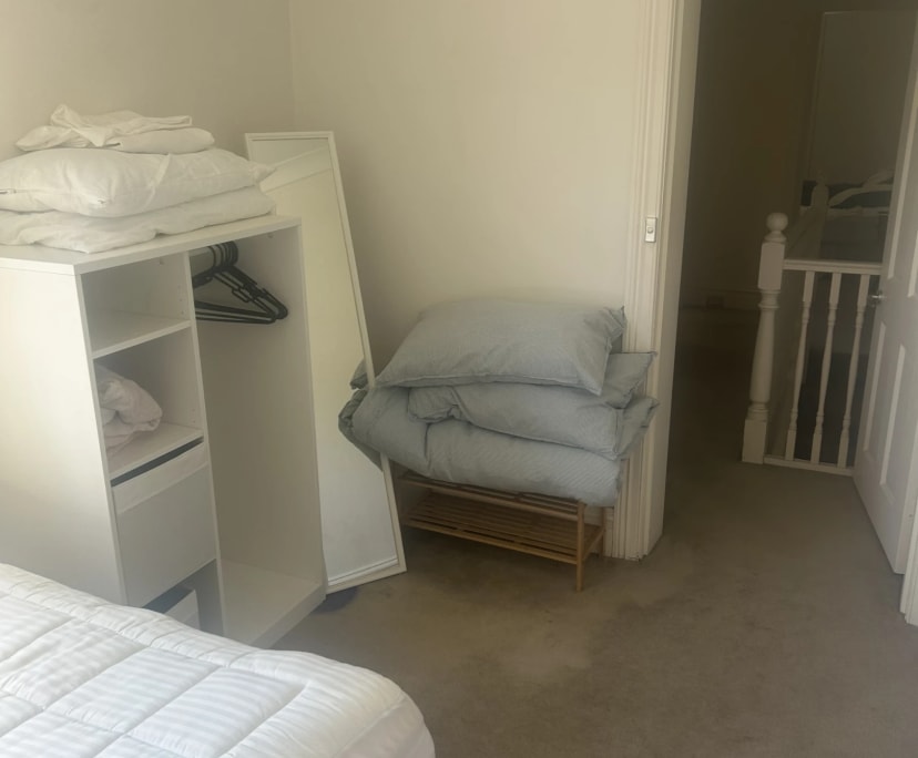 Room in a share house