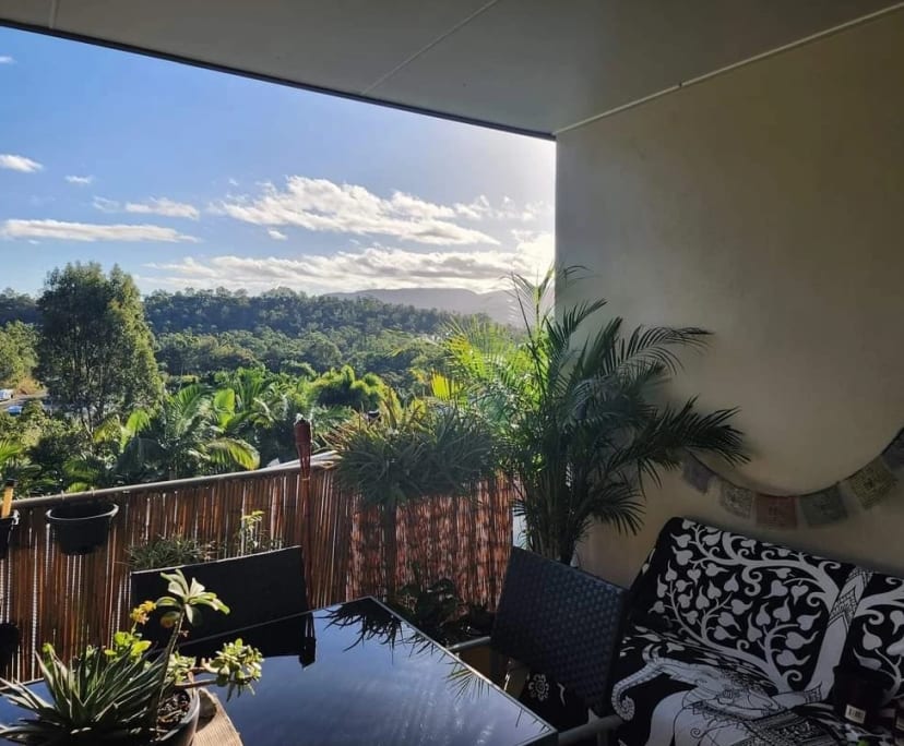 Furnished room with ensuite in a flatshare