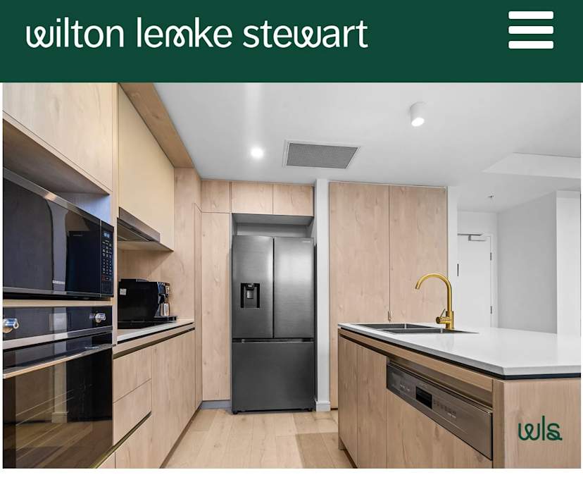 Unfurnished room in a flatshare