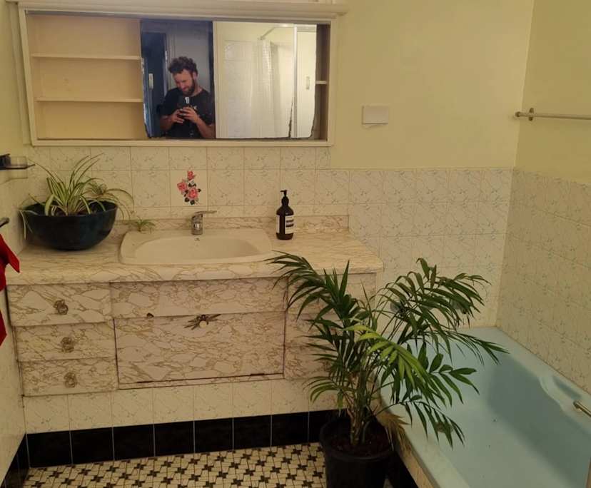 $350, Share-house, 5 bathrooms, Beaconsfield WA 6162