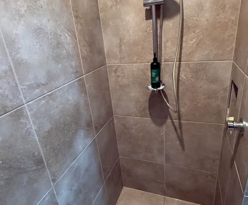 $680, 1-bed, 1 bathroom, Doonan QLD 4562