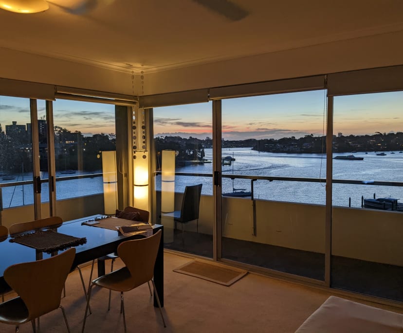 Furnished room in a flatshare