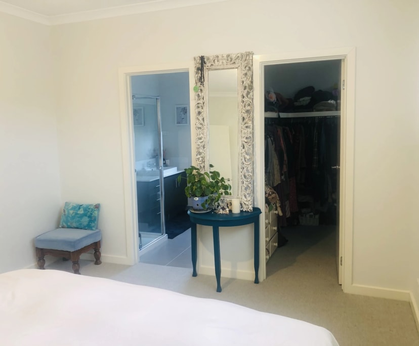 $300, Student-accommodation, 3 bathrooms, Point Cook VIC 3030