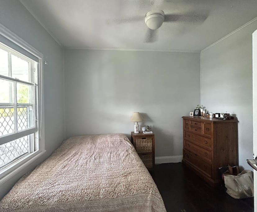 Room for Rent in Merewether, Newcastle 200, Unfur...