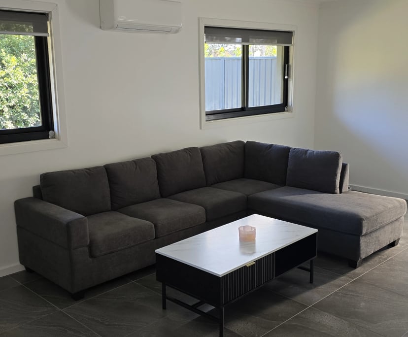 Room in a share house