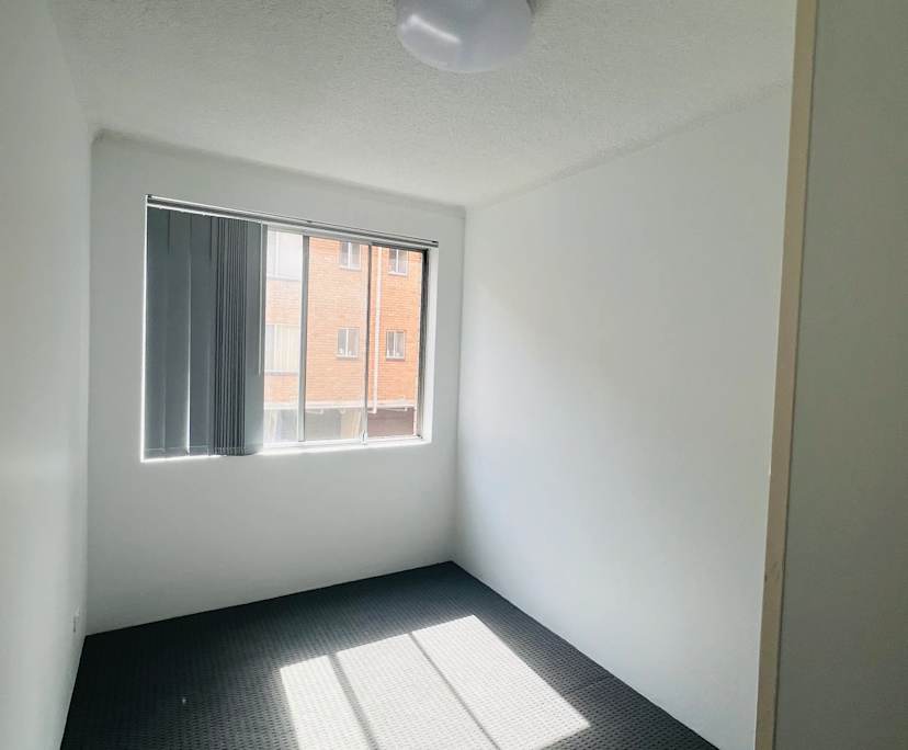 Unfurnished room with own bathroom