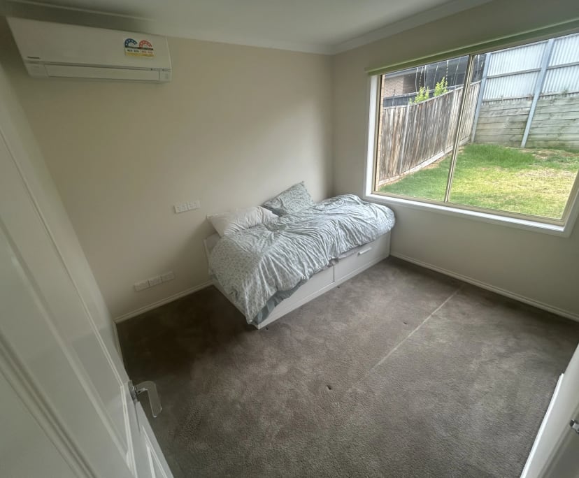 Unfurnished room in a share house