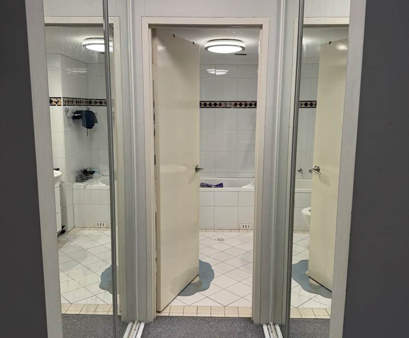 Furnished room with own bathroom