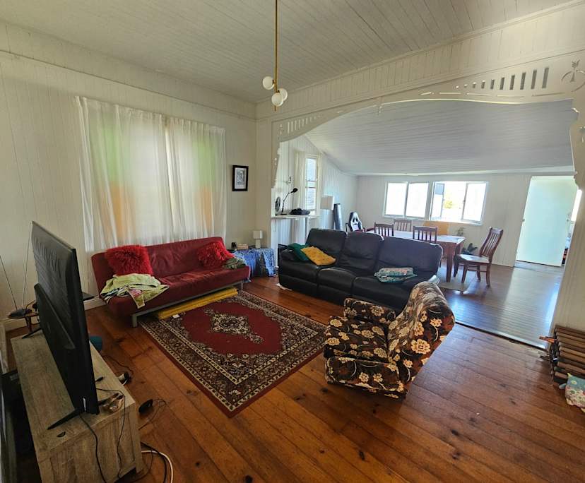 Room in a share house