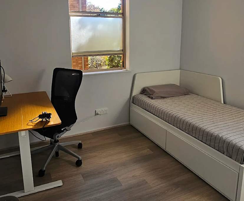 Furnished room in a share house