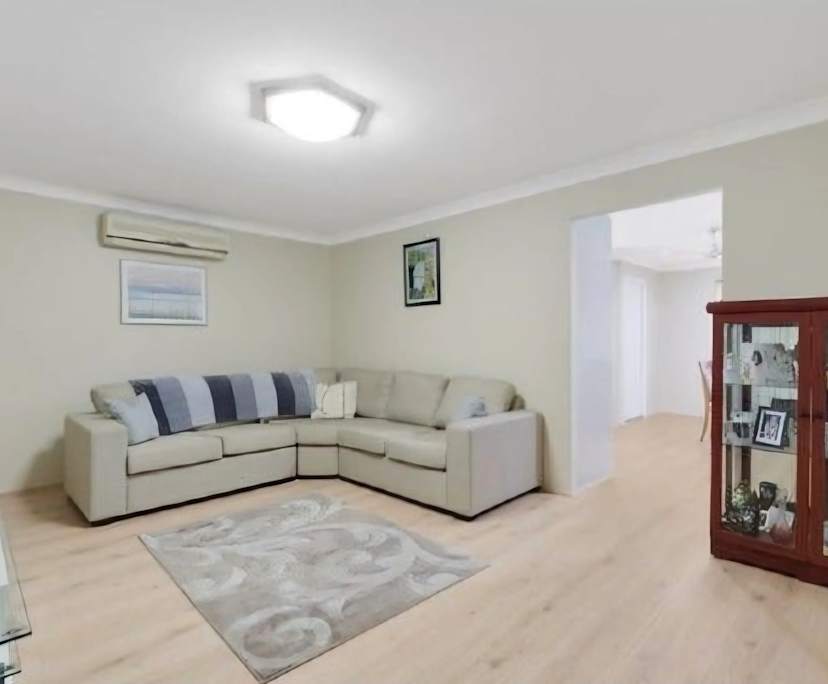 Unfurnished room in a share house