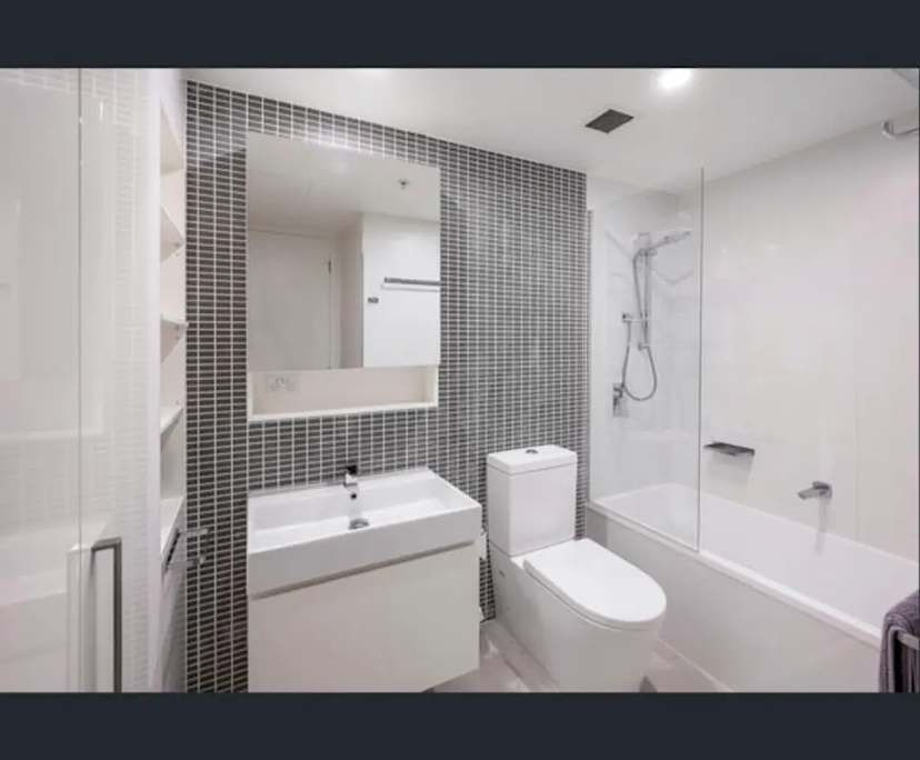 $430, Flatshare, 2 bathrooms, Albion QLD 4010