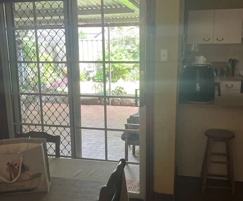 Room in a share house