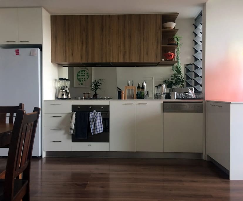 $290, Share-house, 3 bathrooms, Preston VIC 3072