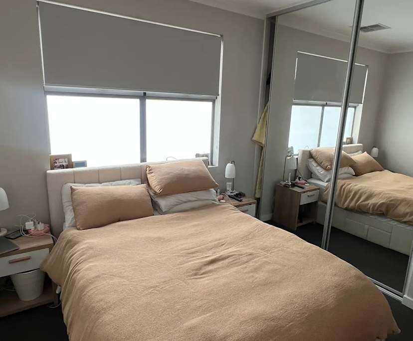 Unfurnished room in a share house