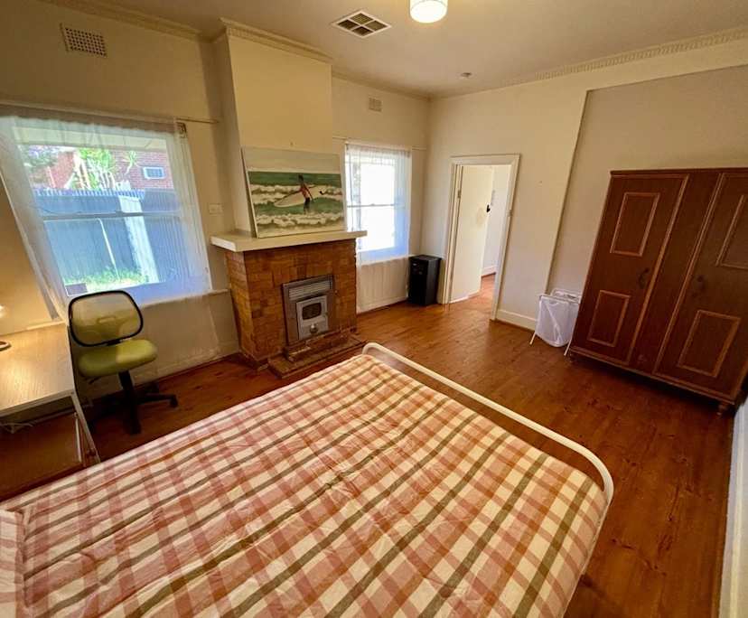 $245, Share-house, 5 bathrooms, Clearview SA 5085