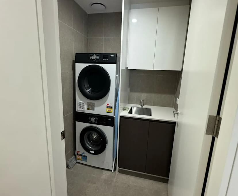 $350, Homestay, 2 bathrooms, Highett VIC 3190