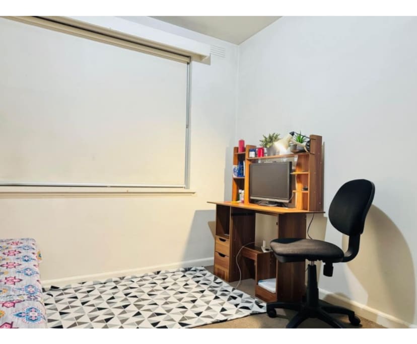 Room in a share house