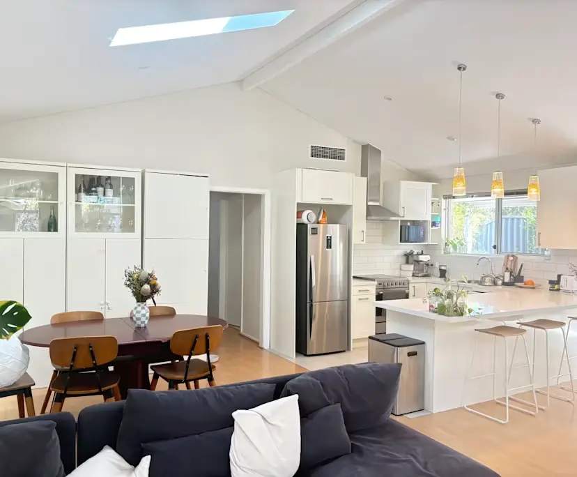 $295, Share-house, 3 bathrooms, Victoria Park WA 6100