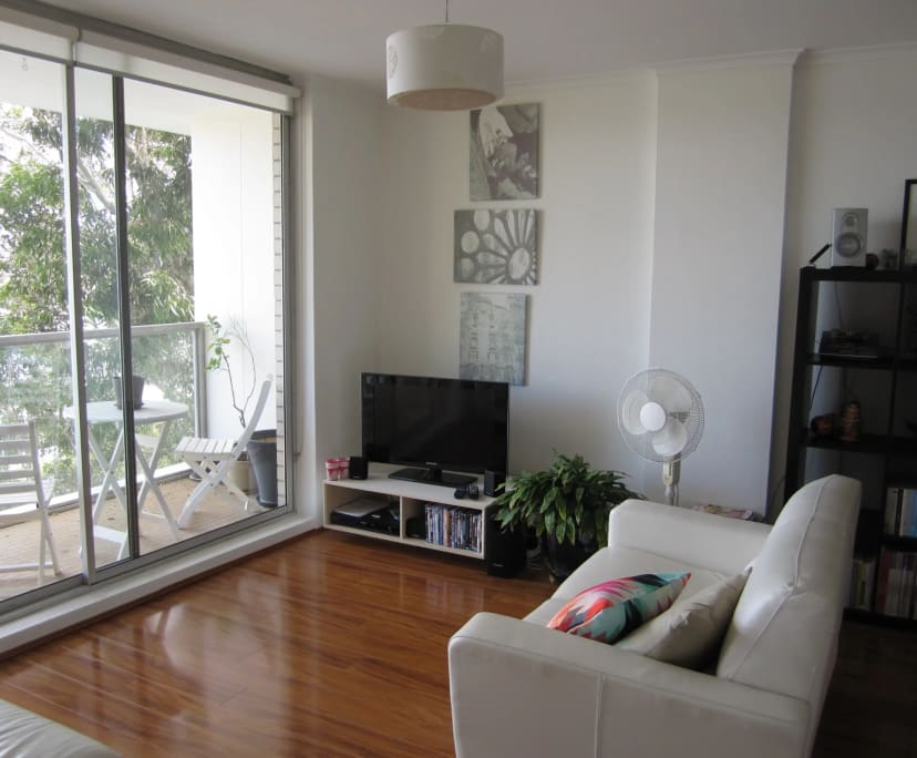 Furnished room in a flatshare