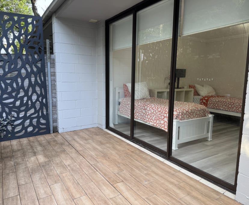 Room in a share house