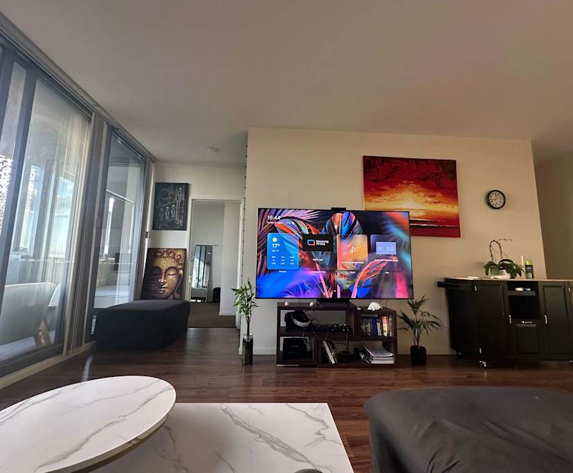 Furnished room in a flatshare