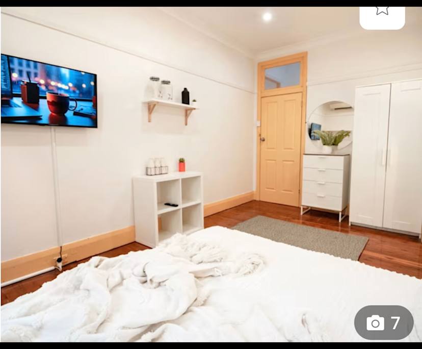 Furnished room in a share house