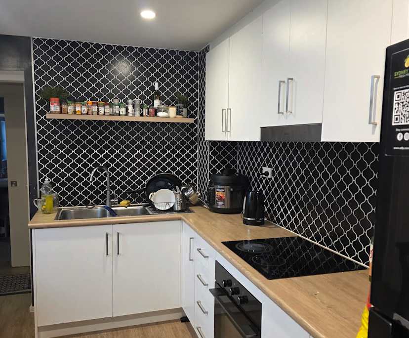 Furnished room in a share house