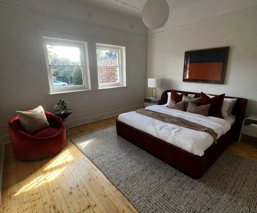 Whole property with 5 rooms for rent
