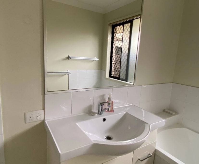 $207, Share-house, 4 bathrooms, Gatton QLD 4343