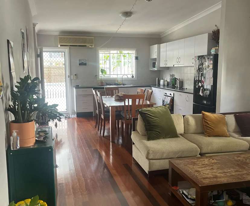Unfurnished room in a share house