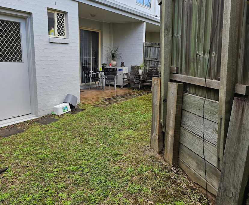 $250, Share-house, 3 bathrooms, Oxley QLD 4075
