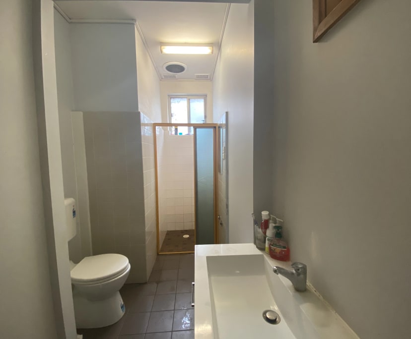 $150, Student-accommodation, 5 bathrooms, Shortland NSW 2307