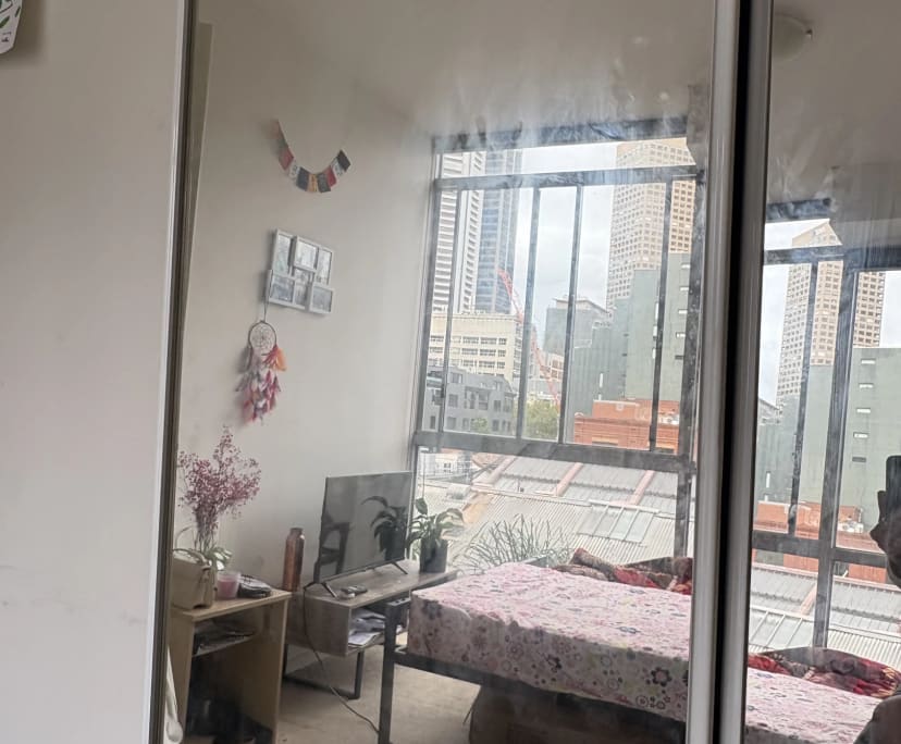 Furnished room in a flatshare